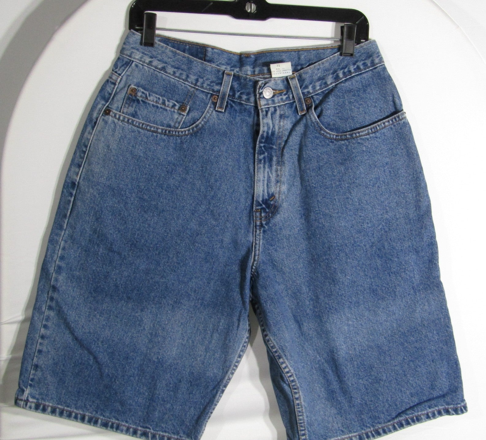 2000s Vintage Levi 569 blue Jean shorts size 31