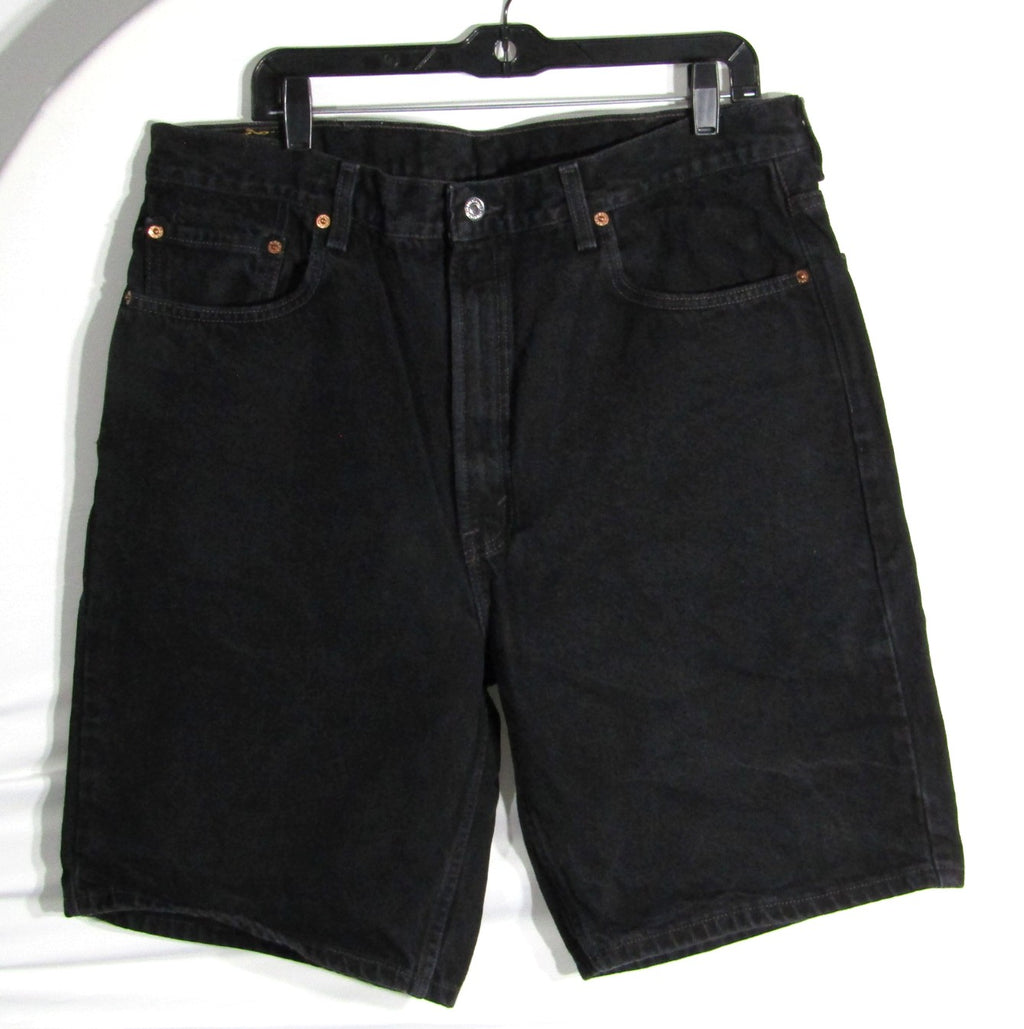 2000s 2004 505 Levis jean shorts black size 38 inseam 10
