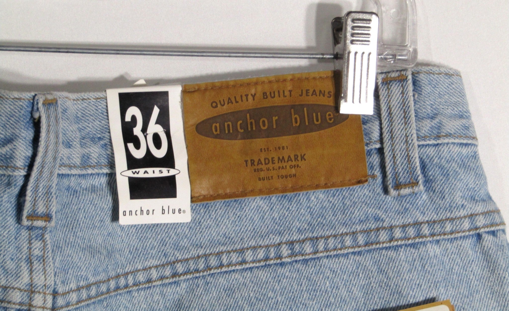 1990s Vintage Anchor Blue Denim Shorts NWT Waist 36 inseam 11
