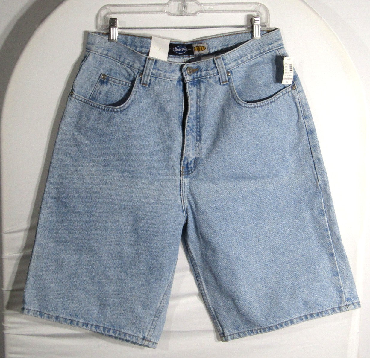 1990s Vintage Anchor Blue Denim Shorts NWT Waist 36 inseam 11
