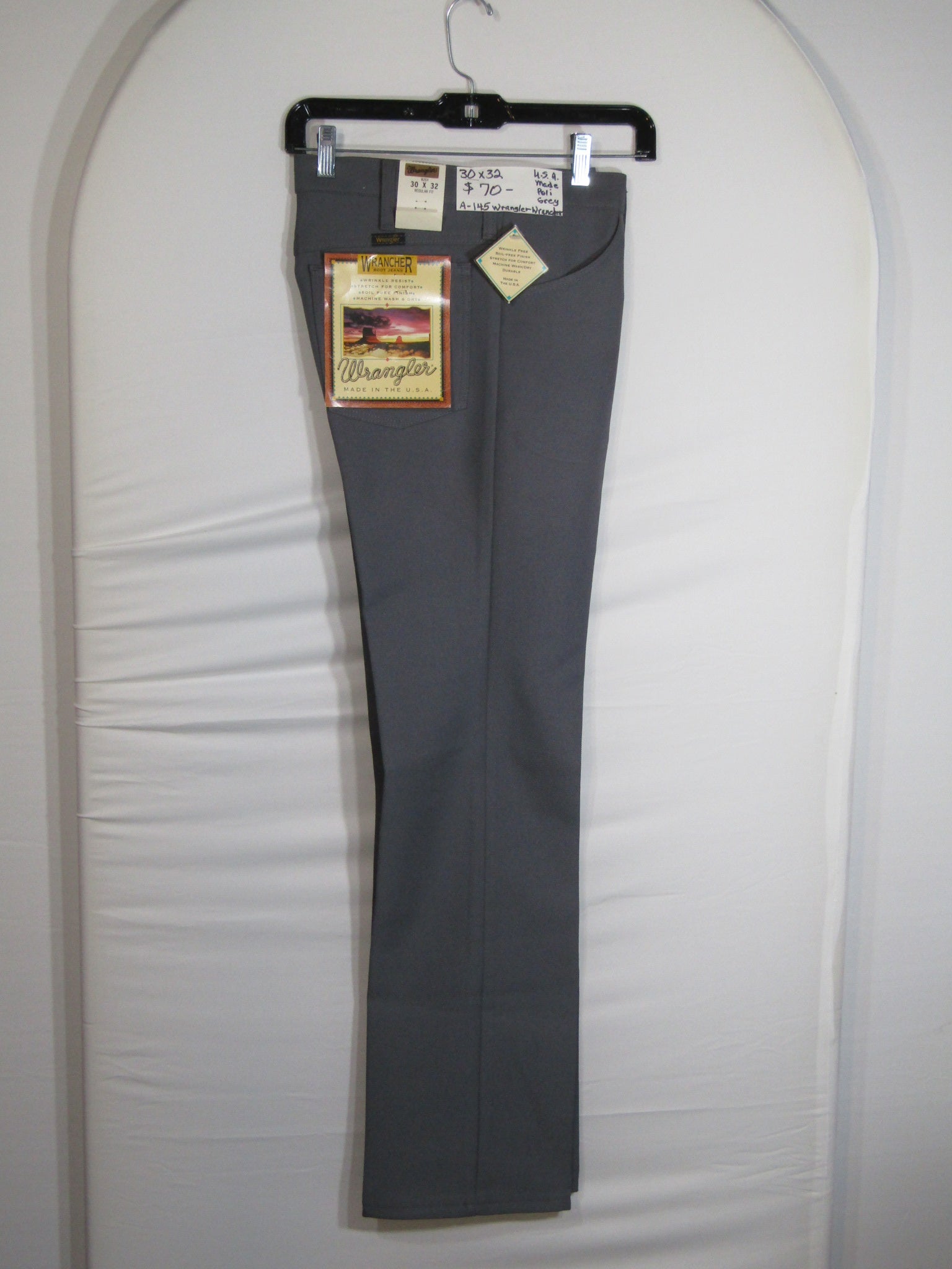 1980's Western Wear Ranchers Boot Mens Wranglers 30 x 32 Polyester Grey Made in the USA
