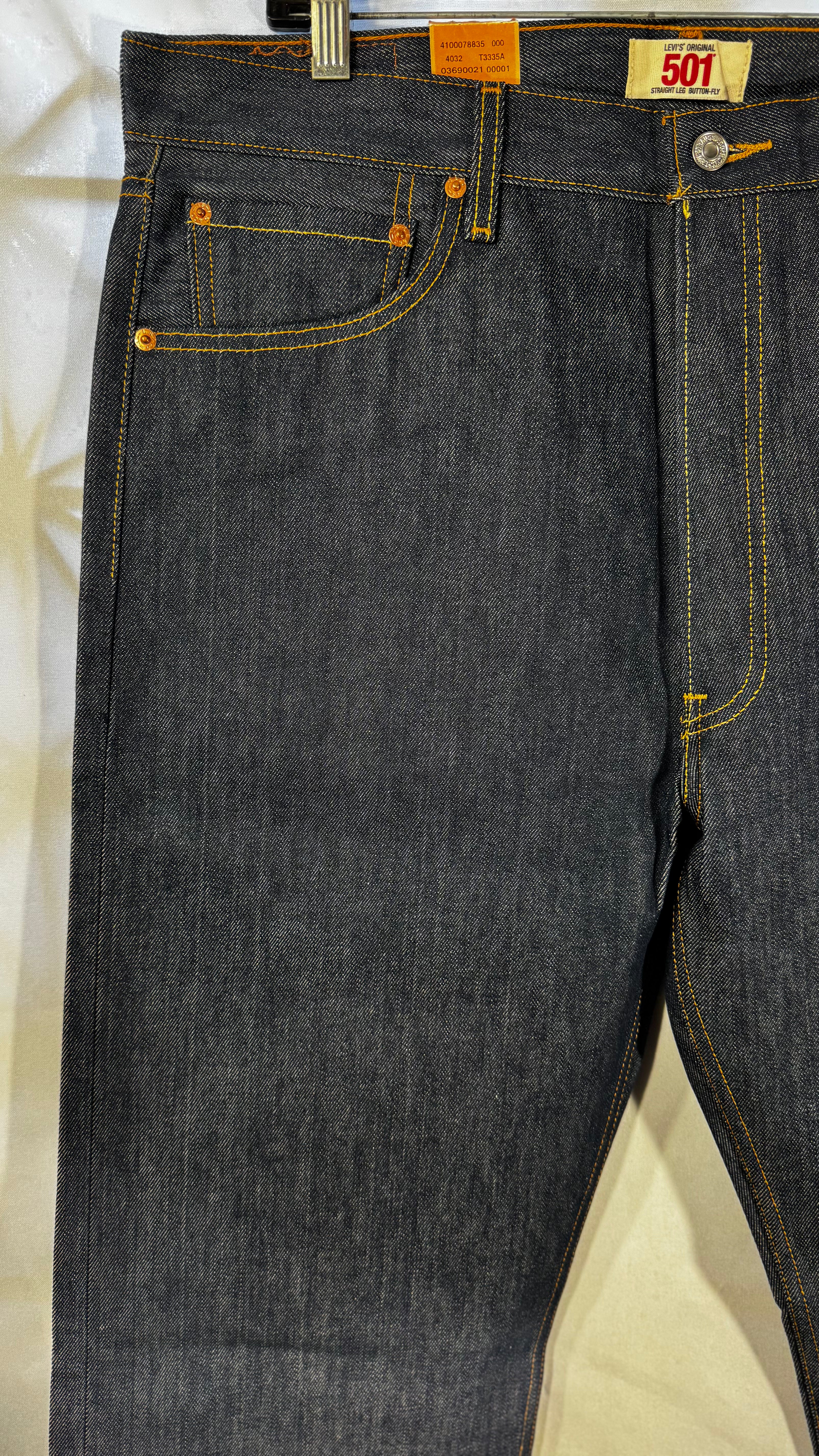 Mens Jeans Levis 501 NWT 38x38