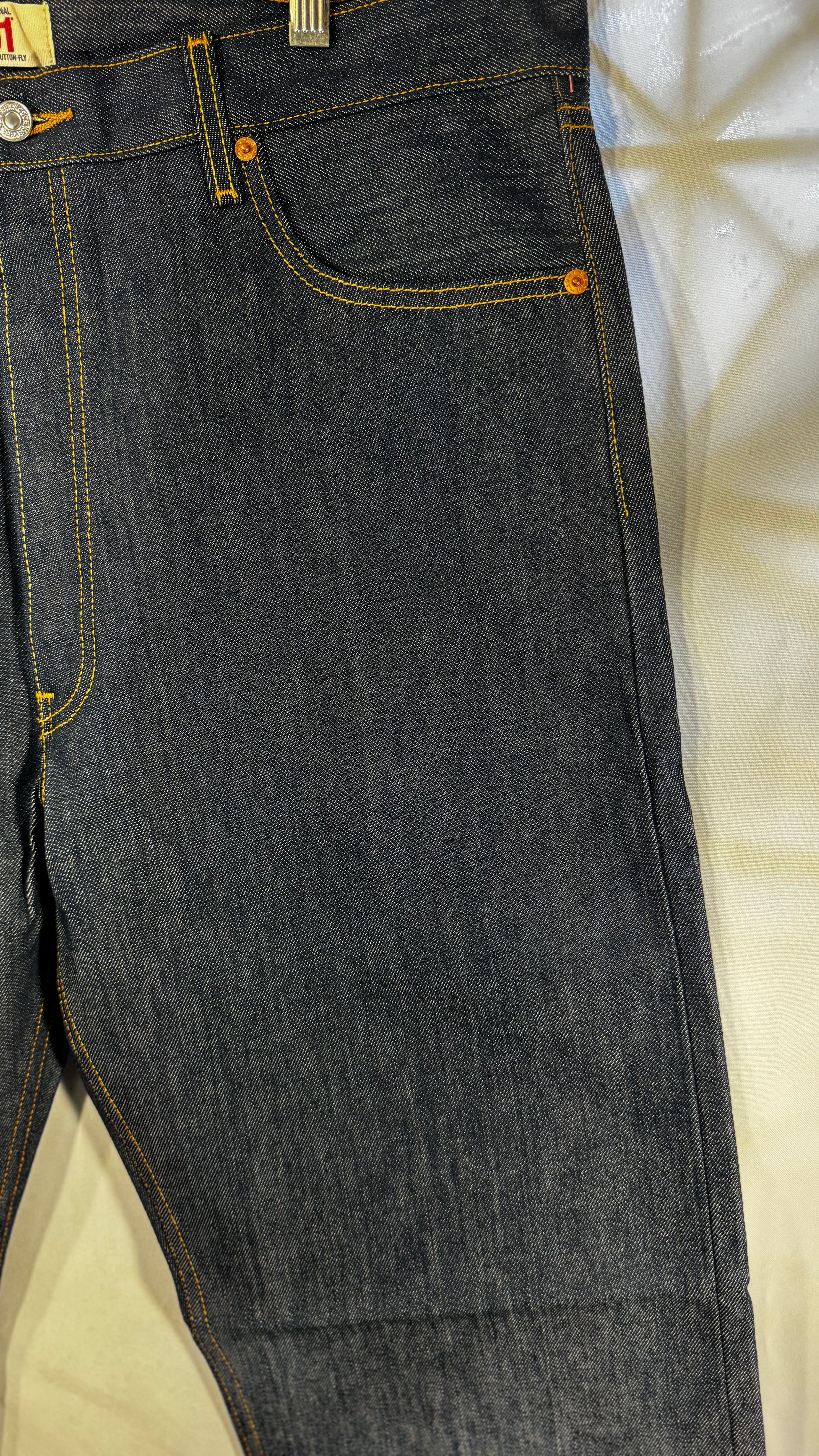 Mens Jeans Levis 501 NWT 38x38