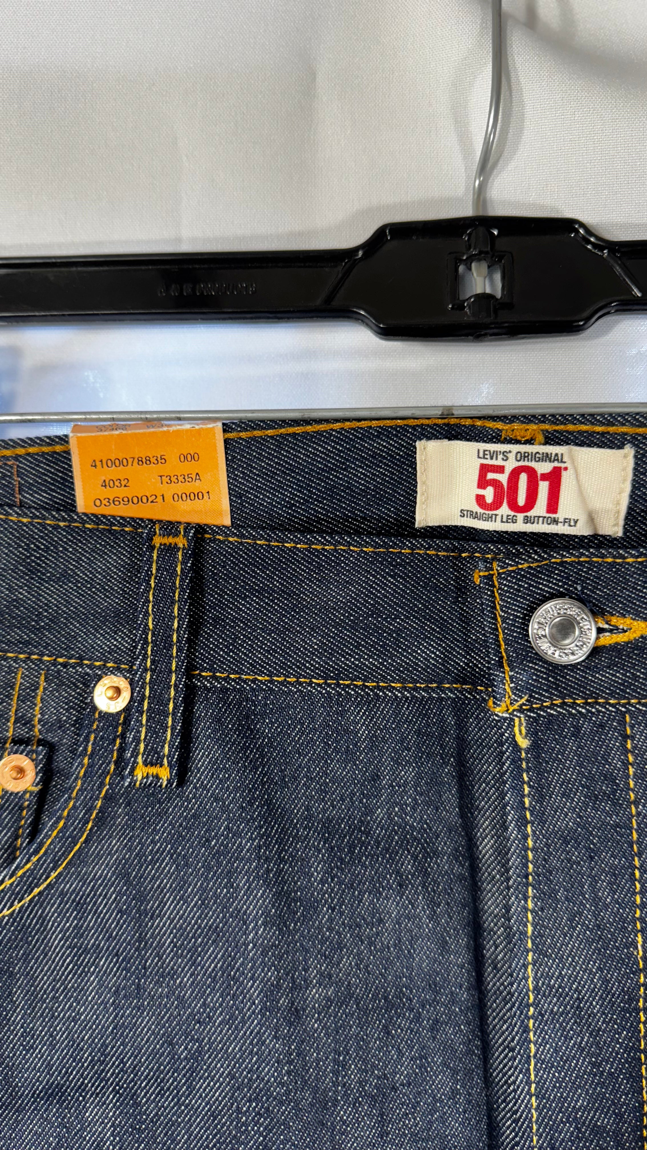 Mens Jeans Levis 501 NWT 38x38