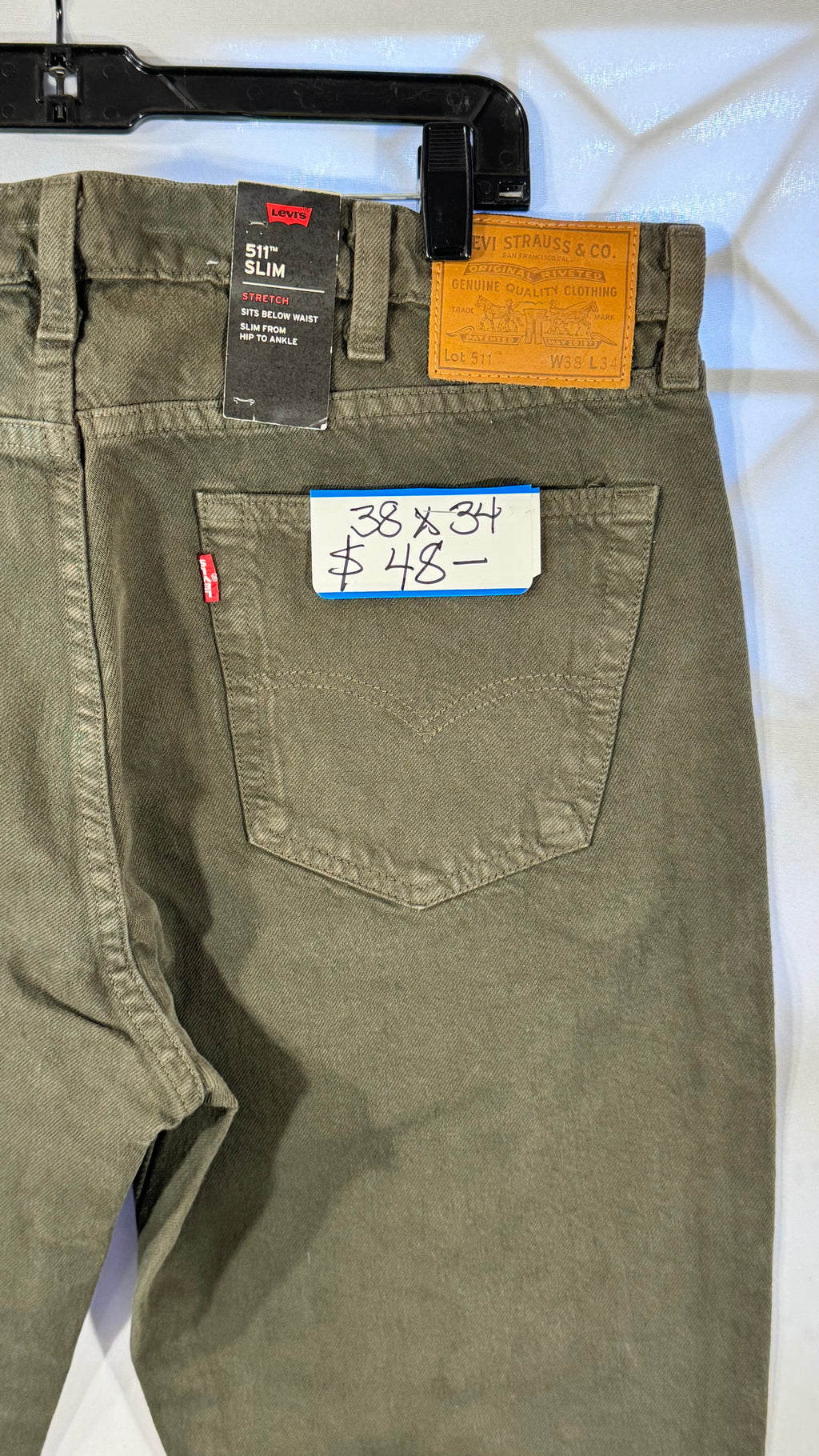 Mens Jeans Levis 511 Slim NWT 38x34