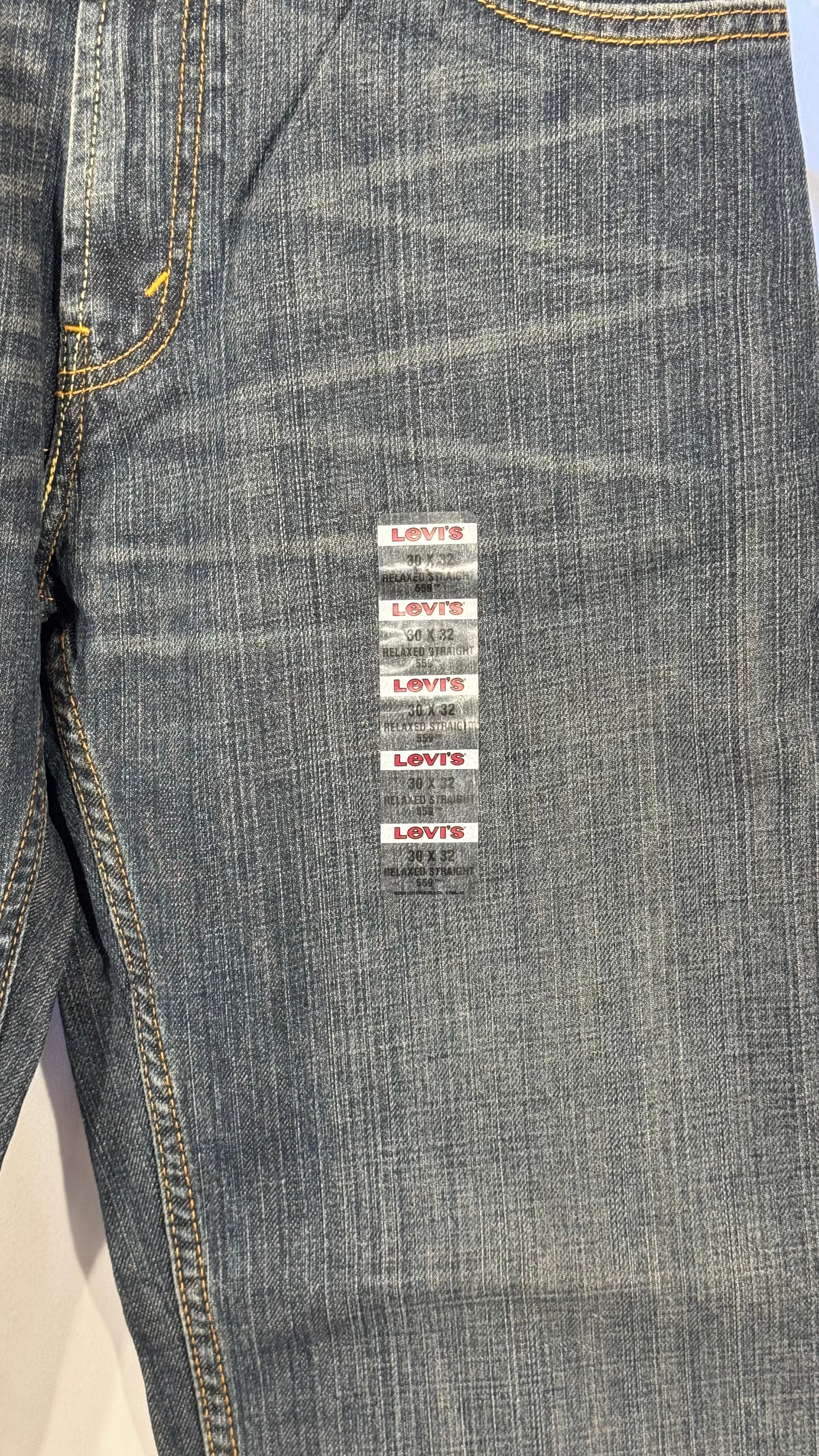 Mens Jeans Levis 559 30x32 New without Tag