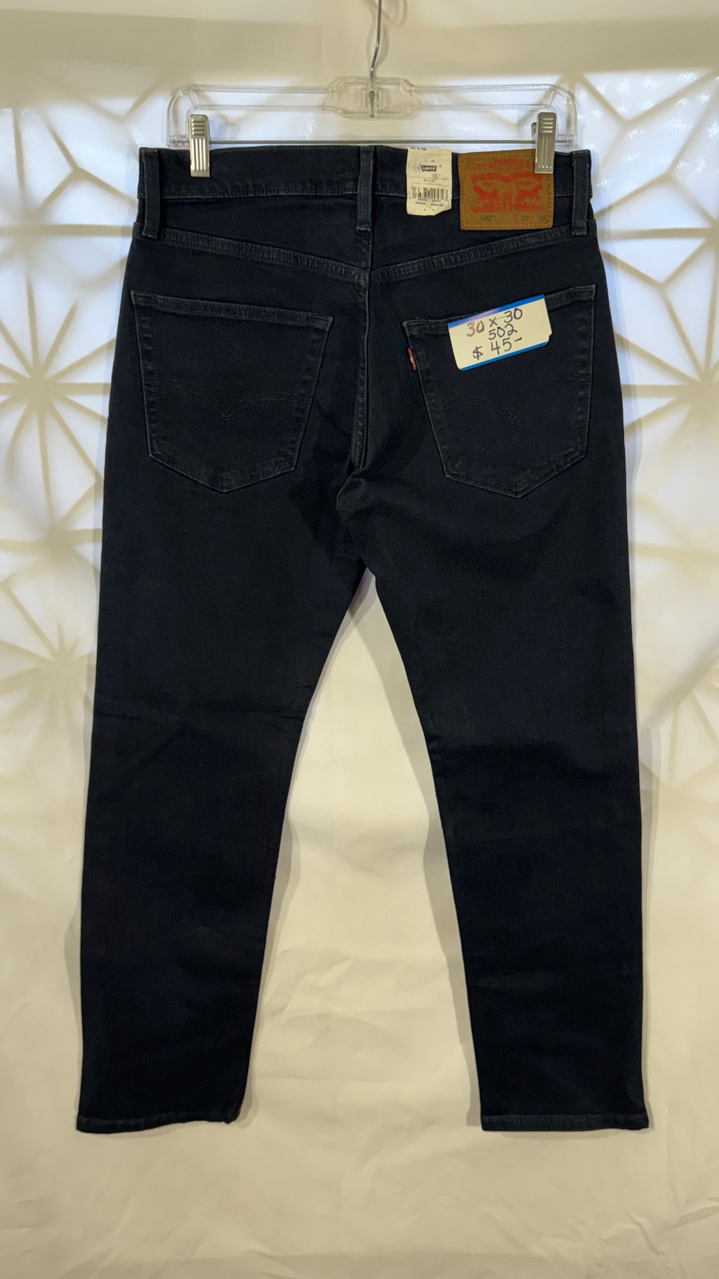 Mens Jeans - Levis 502 30 x 30 - NWT