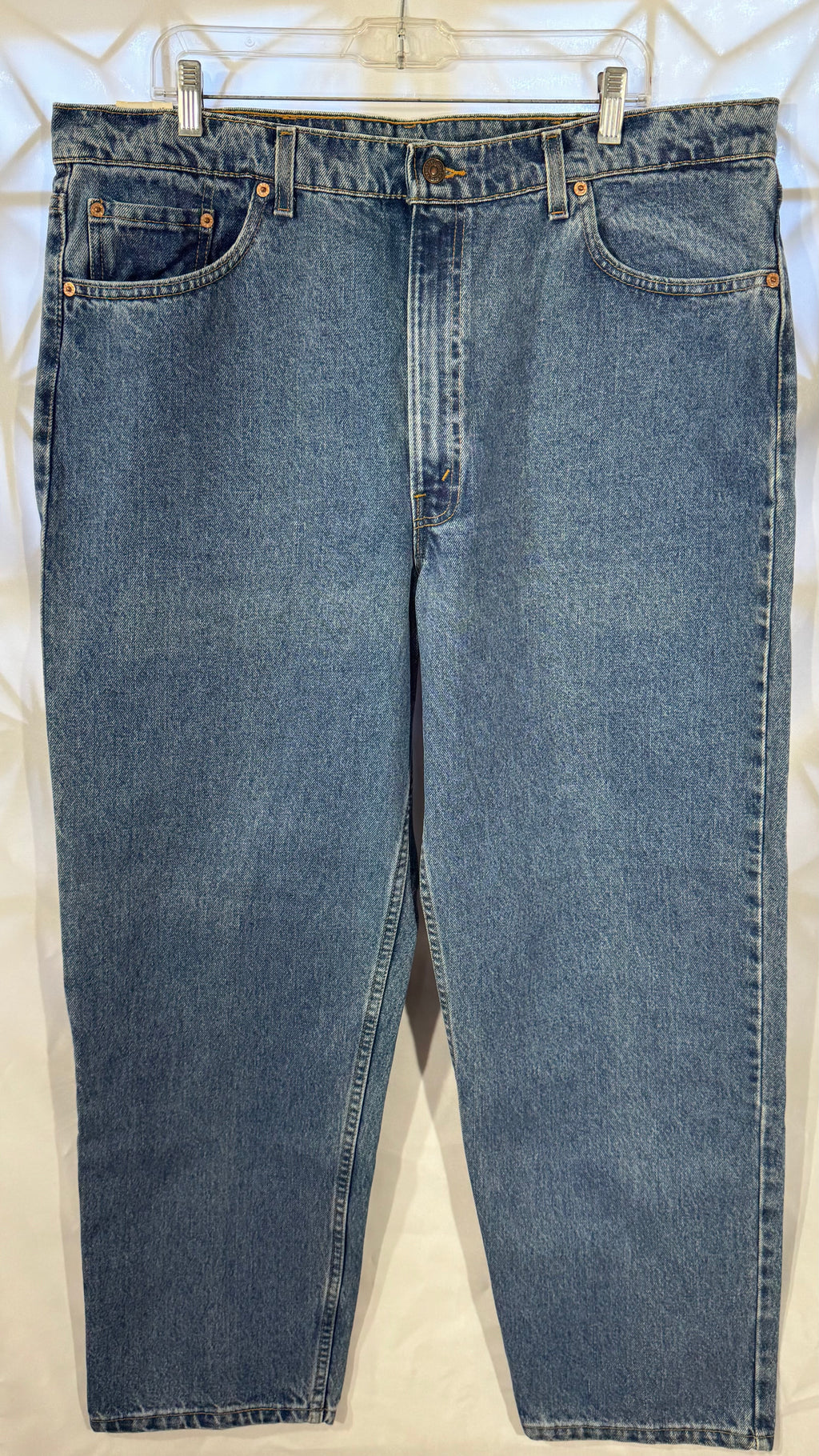 Mens Jeans Levis 550 42x30 stonewash
