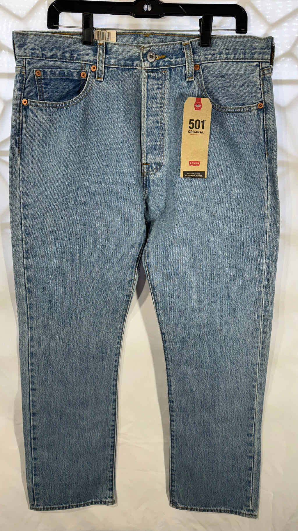 Mens Jeans - Levis 501 34 x 32 - NWT stonewash