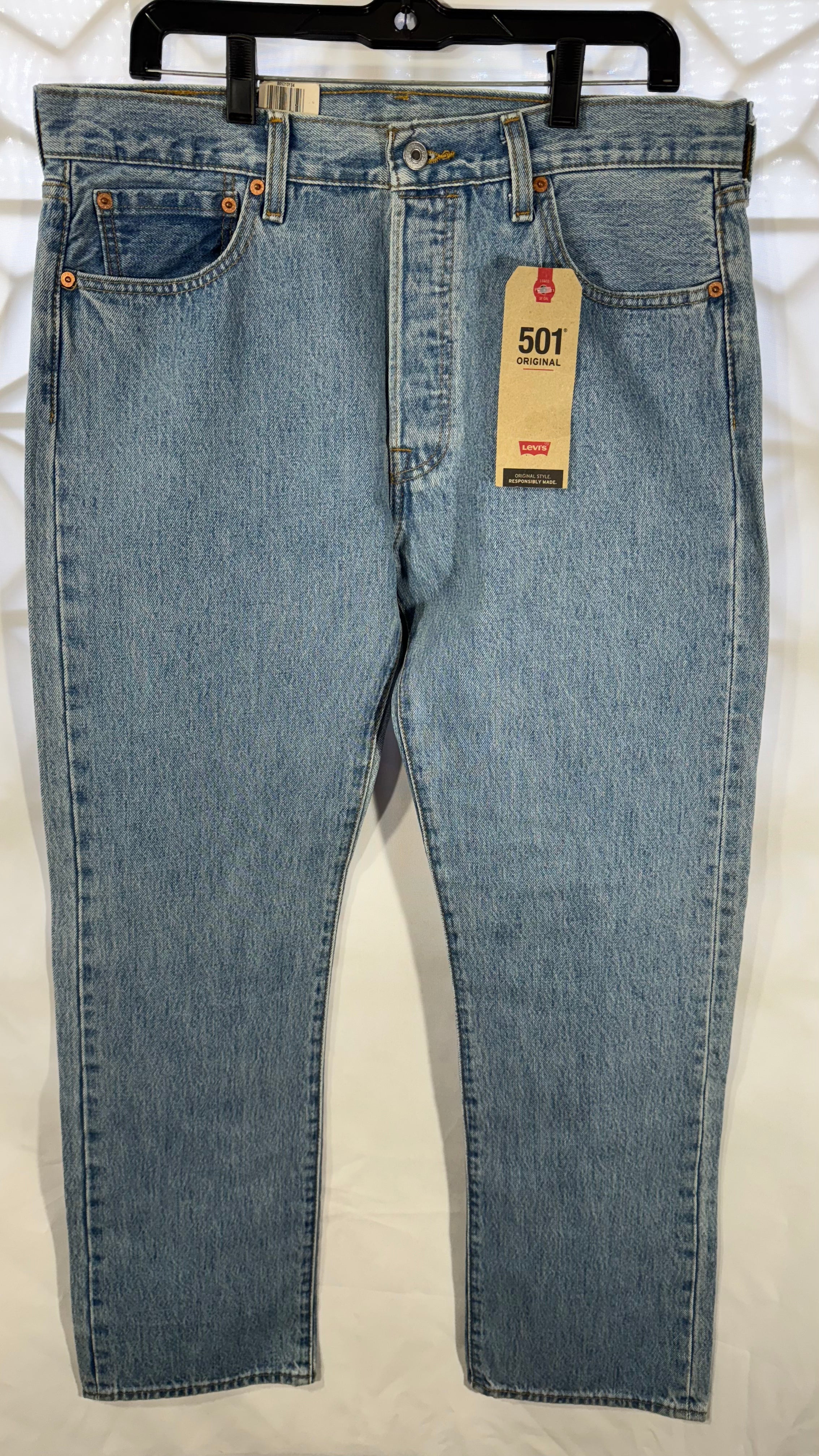 Mens Jeans - Levis 501 34 x 32 - NWT stonewash