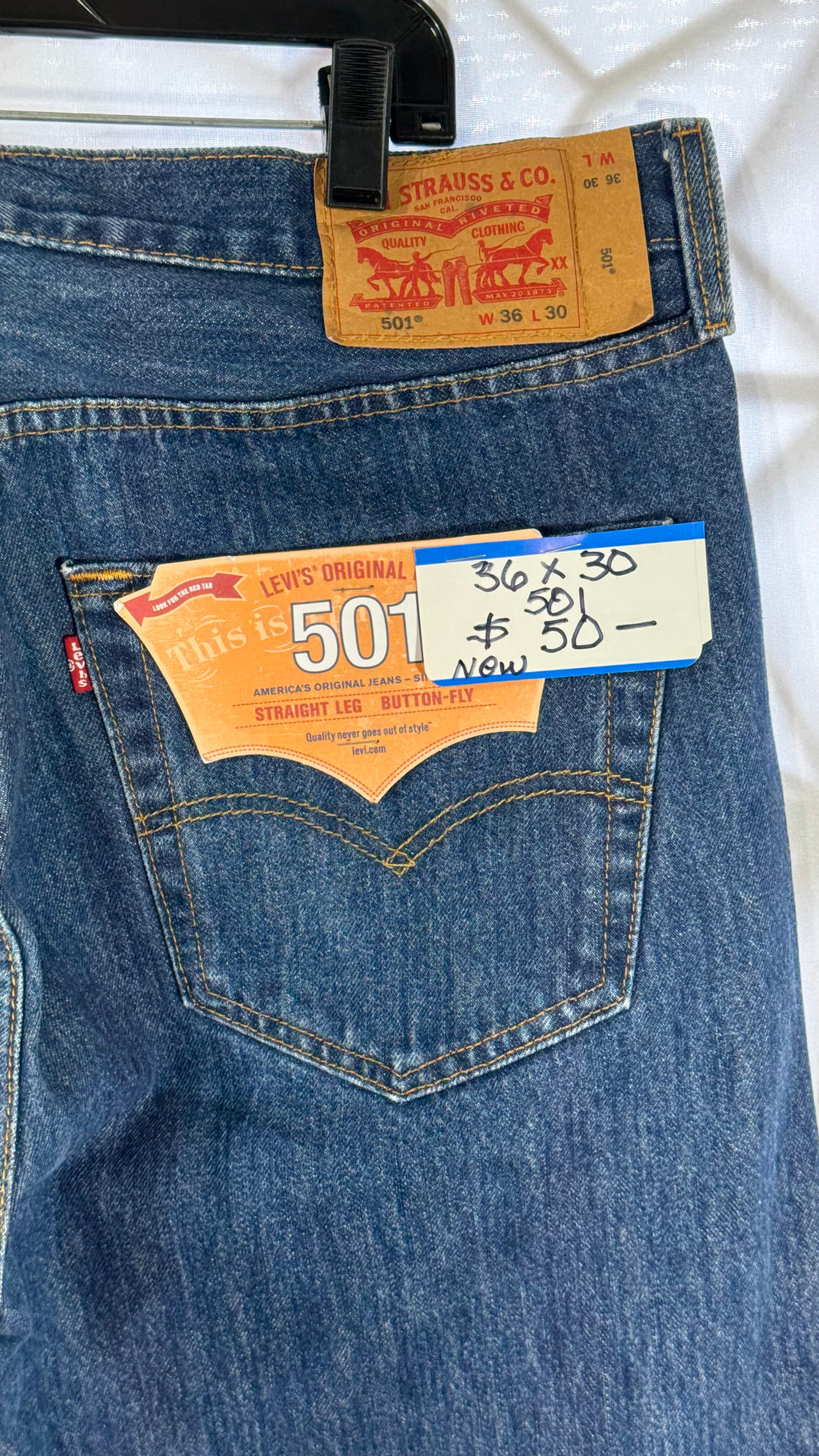 Mens Jeans - Levis 501 36 x 30 - NWT Blue