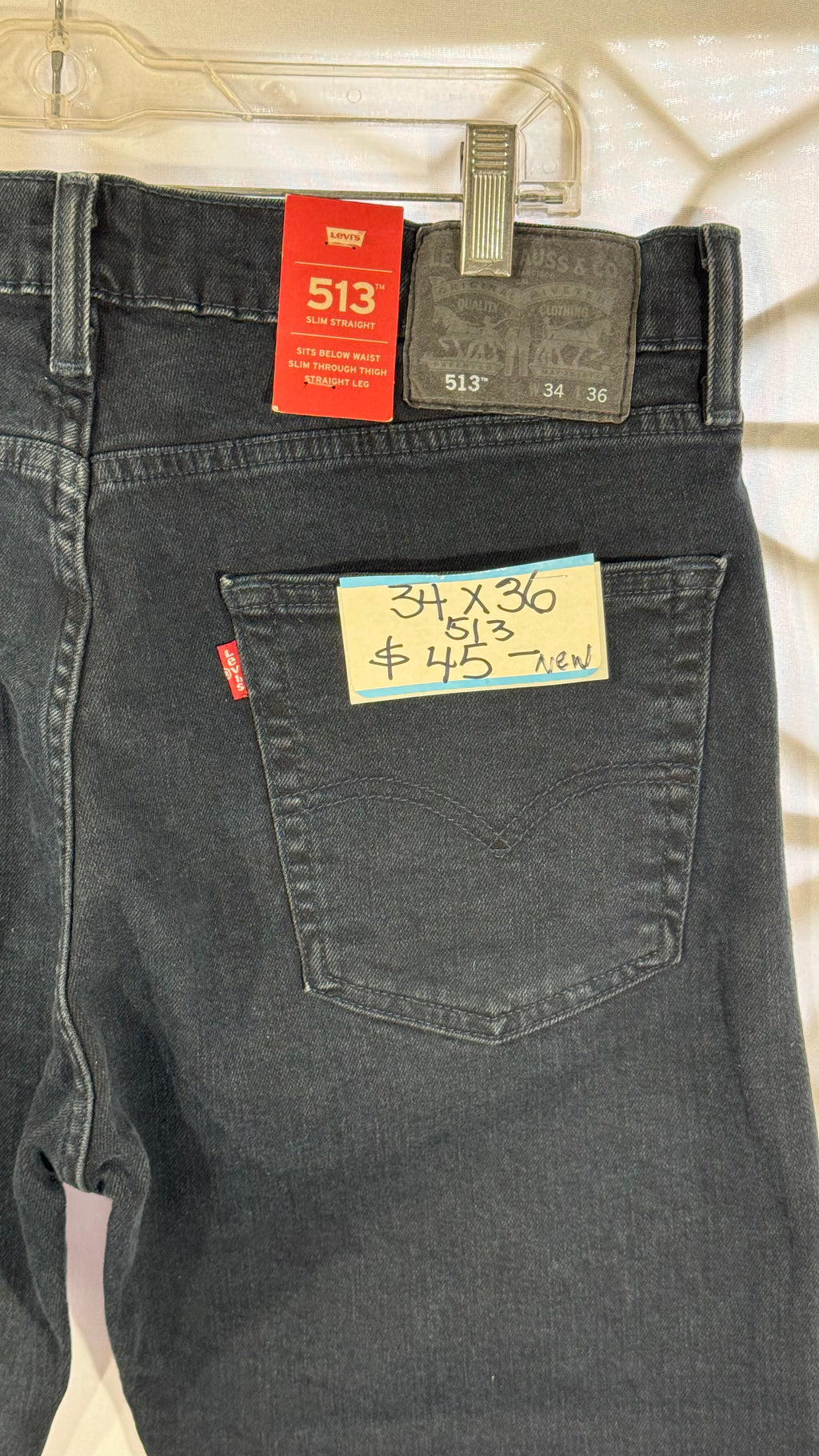 Mens Jeans Levis 513 Slim Straight NWT 34x36