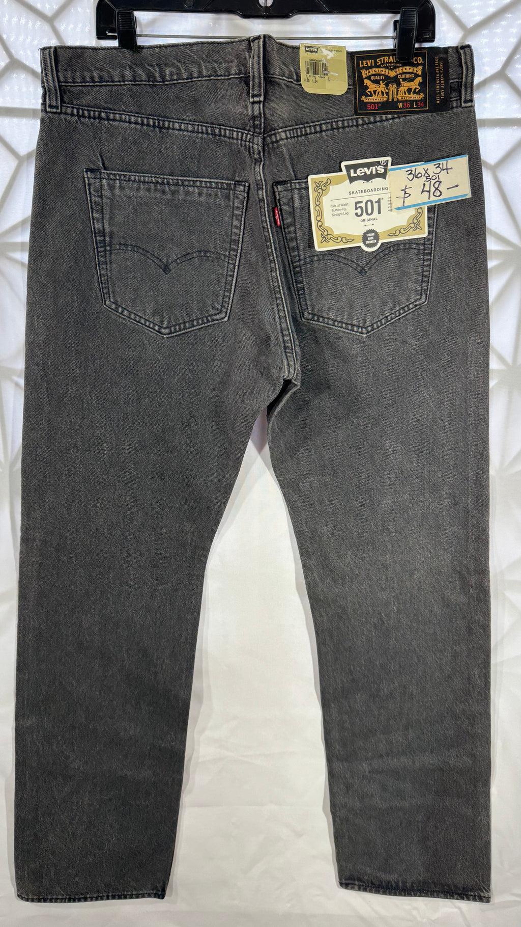 Mens Jeans Levis 501 SkateBoarding NWT 36x34
