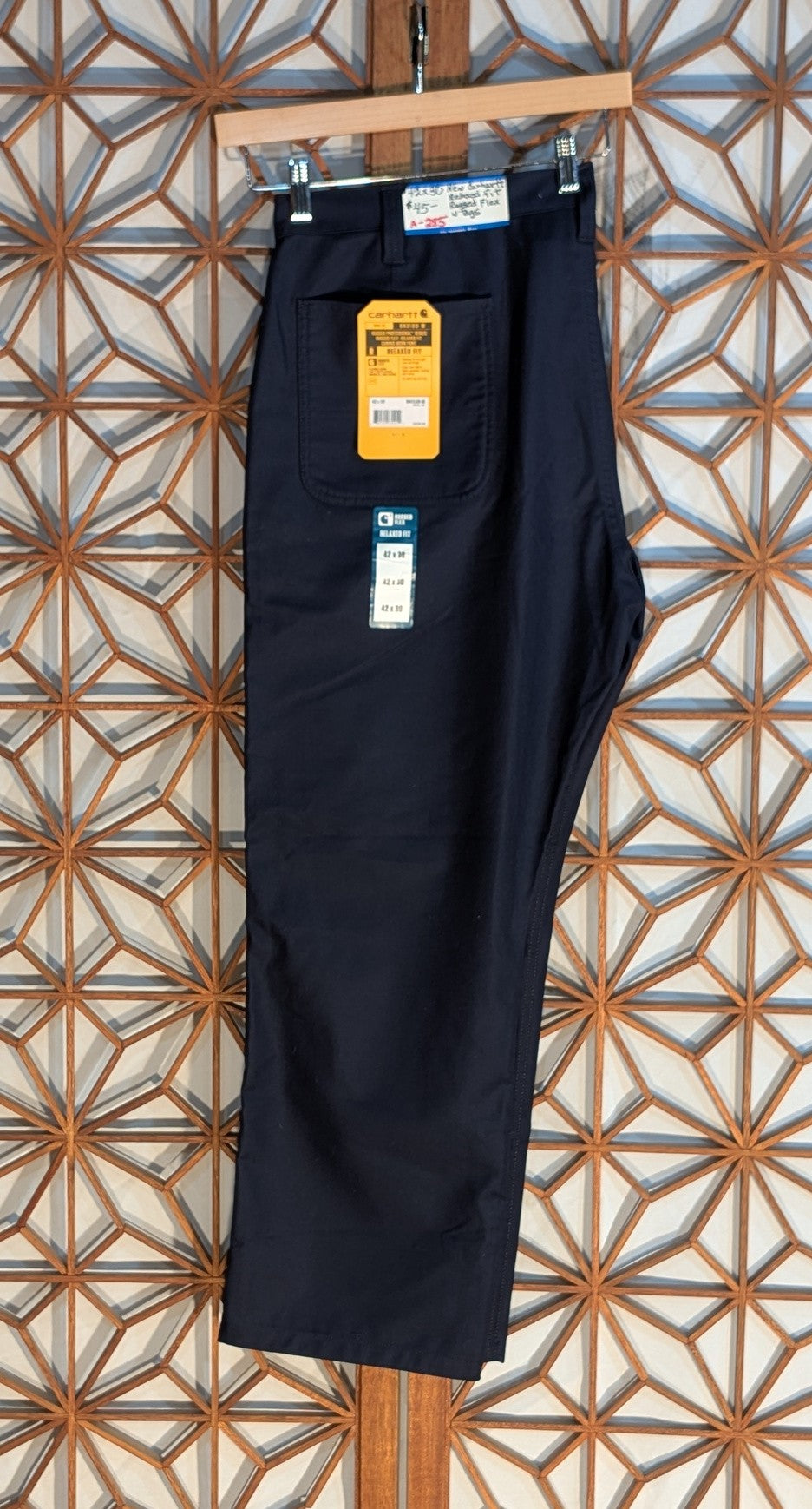 Men's 42x30 Carhartt NWT