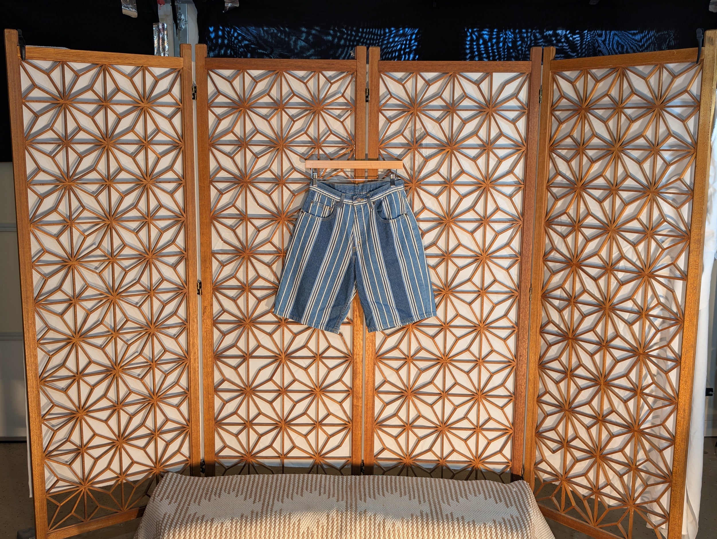 1980's Made in USA - 28x10 - Arizona Jean Company Jort- Baggy Fit