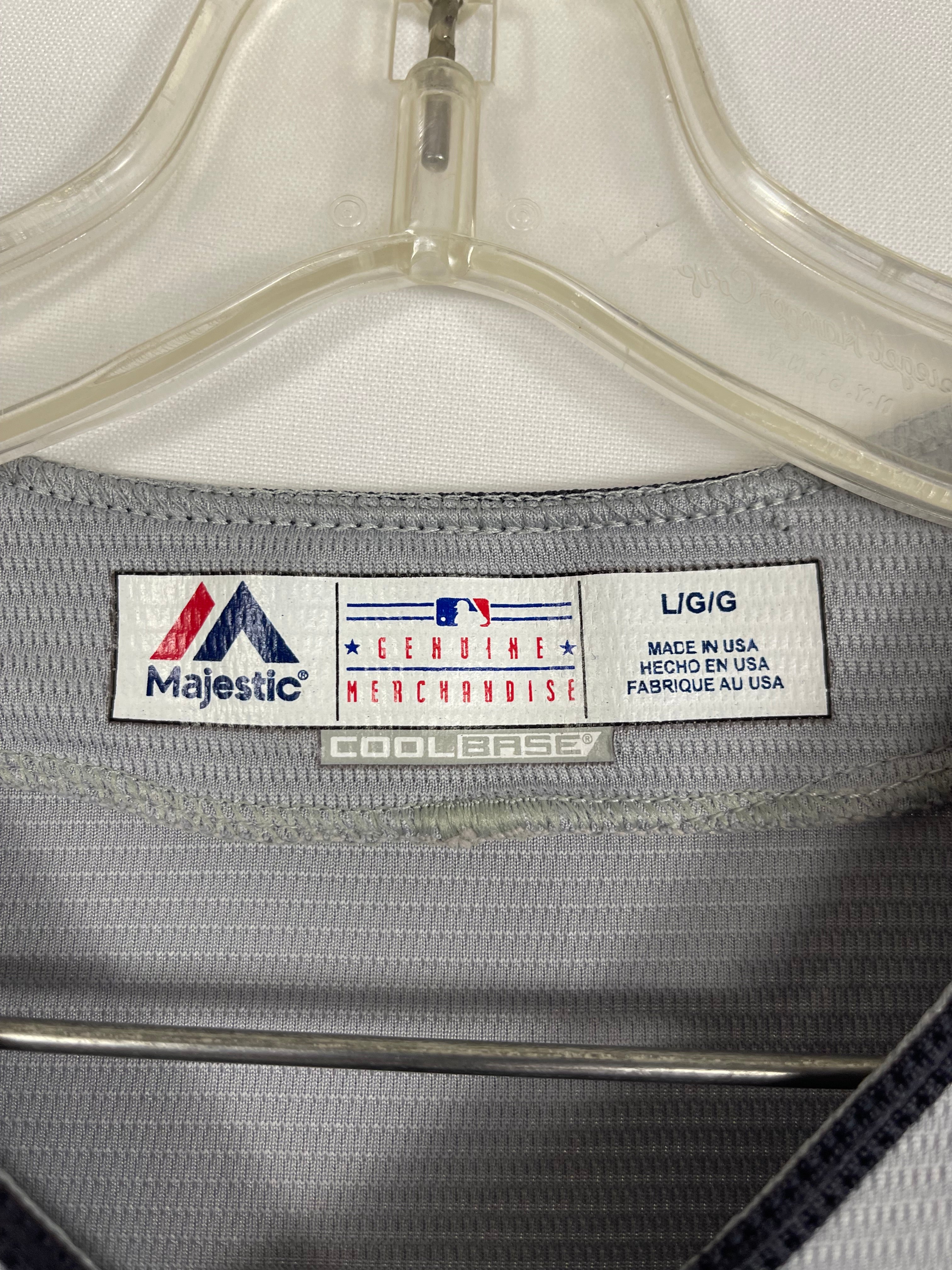 Vintage 90's Cleveland Indians Classic  Majestic Baseball Jersey (Size L)